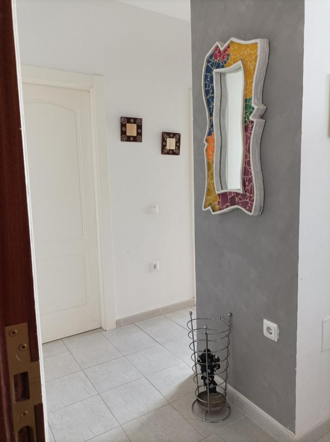 Apartamento Luminoso En El Astillero Kültér fotó